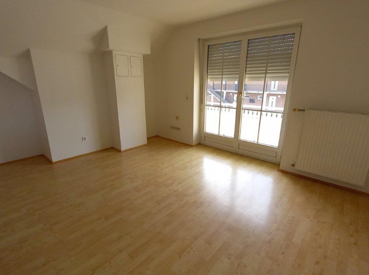 Objektbild: Sonnige 3-Zimmer-Wohnung mit schönem Balkon in zentraler Lage in Feldbach