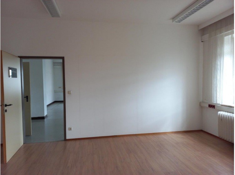 Objektbild: Jennersdorf - vielseitig nutzbare Büro-/Geschäftsflächen in zentraler Lage