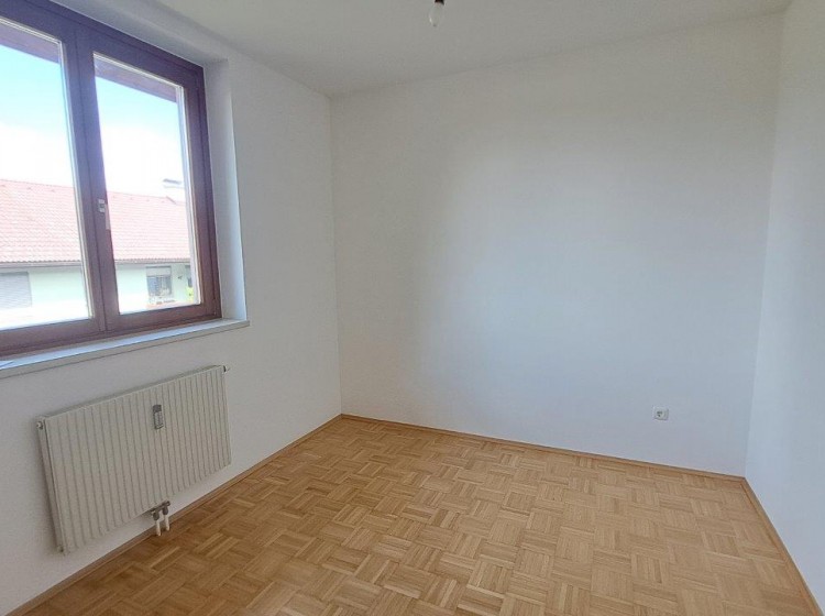 Objektbild: Sonnige Wohnung mit Balkon am Stadtrand von Feldbach -- Kaufoption möglich!