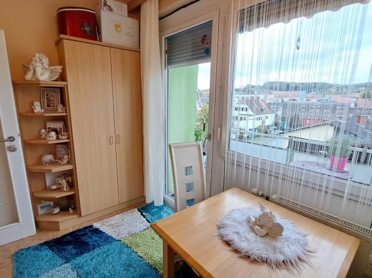 Objektbild: Interessant für Anleger oder den Eigenbedarf - kleine Wohnung mit Balkon in zentraler Lage
